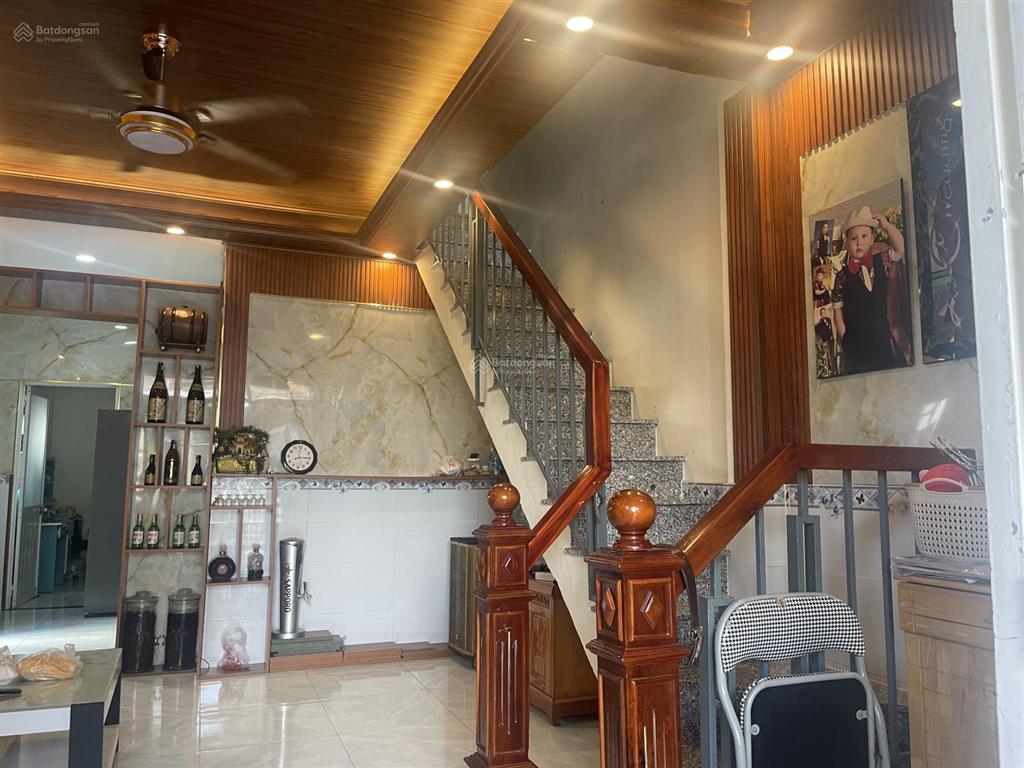Bán nhà riêng 524/3/4 khu phố 30, ql 1a, 2,45 tỷ, 72m2, đẹp, nhiều tiện ích