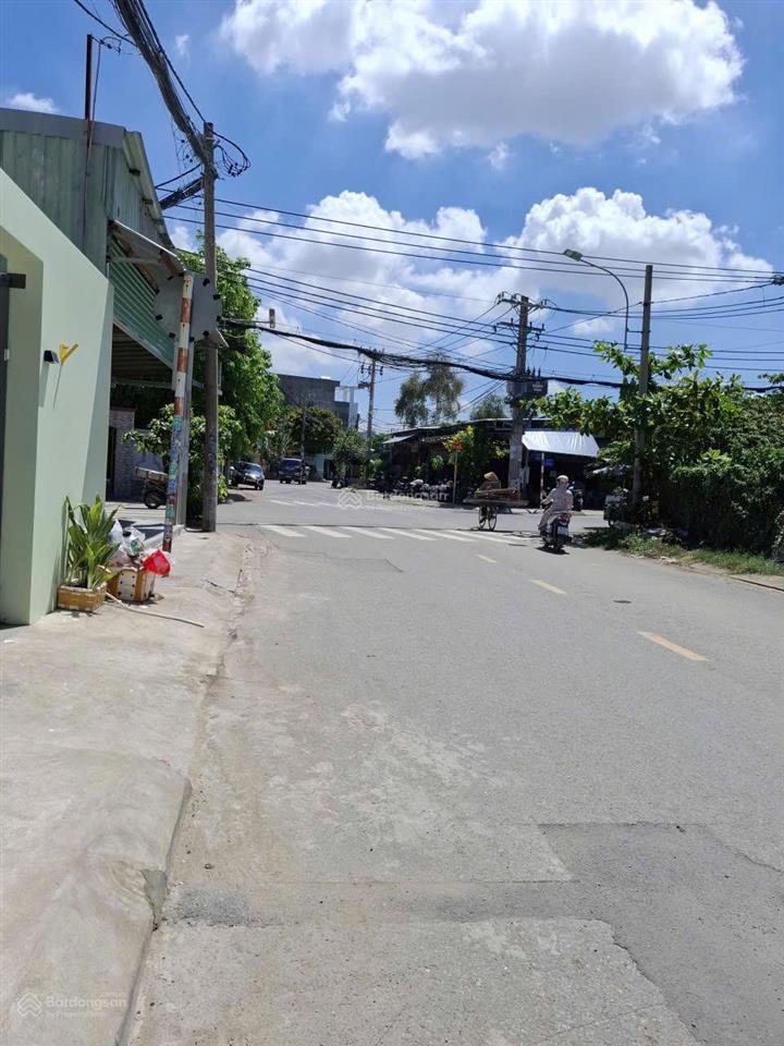 Cần bán gấp nhà mặt tiền p. linh đông, tp. thủ đức. ngang 6m. nhà hiện đại mới xây.