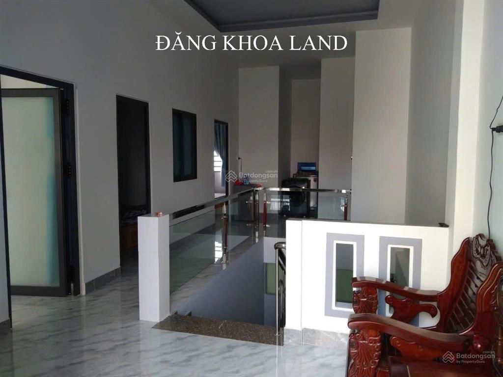 Cần bán gấp nhà mặt tiền đường số gần ngã 4 thủ đức. ngang hơn 6m. giá 12 tỷ.