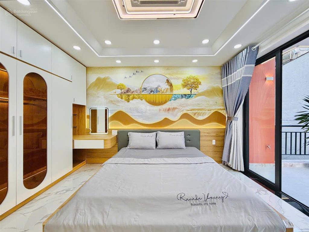 Mua nhà tặng nhà hxh 111 phạm văn chiêu p14 4x14m 250m sàn 4 tầng st chỉ 8.9 tỷ tl