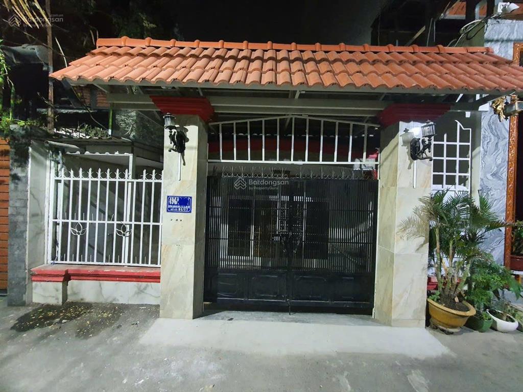 Nhà c4 106tr/m2 bờ kênh tham lương hxh 496 dương quảng hàm p6 5.8x16.3m cn 95m2 vuông vức 10 tỷ tl