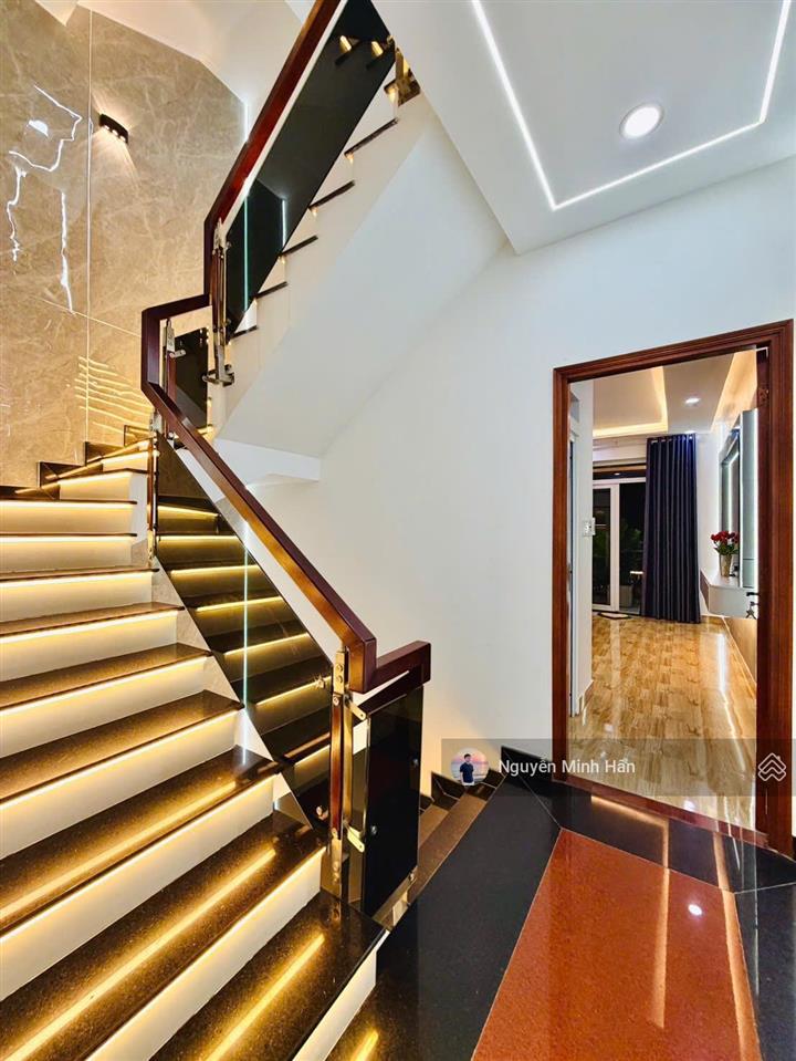 Mặt tiền kd nguyễn văn khối p8 4x16m cn 54m2, 6 lầu có thang máy, kd dòng tiền siêu tốt, 16,5 tỷ tl