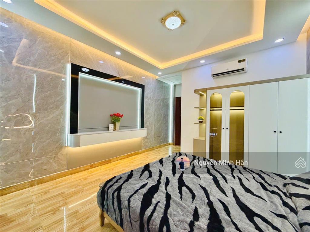 Mặt tiền kd nguyễn văn khối p8 4x16m cn 54m2, 6 lầu có thang máy, kd dòng tiền siêu tốt, 16,5 tỷ tl