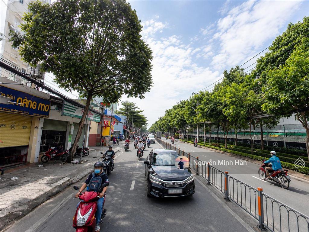 Mtkd sầm uất quang trung p8 4,5m x 17m cn 77,1m² 4l 5pn 3wc  đct 18tr/thg giá 14,5 tỷ tl