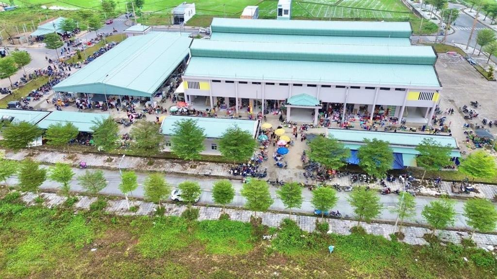 Đất nền chợ chiên đàn  đã có sổ  1,5** tỷ