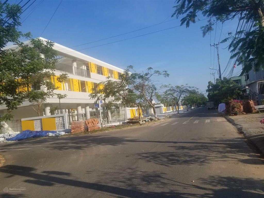 Bán nhà cấp 4 đường nguyễn quang lâm, hòa xuân, cẩm lệ. dt 100m2.