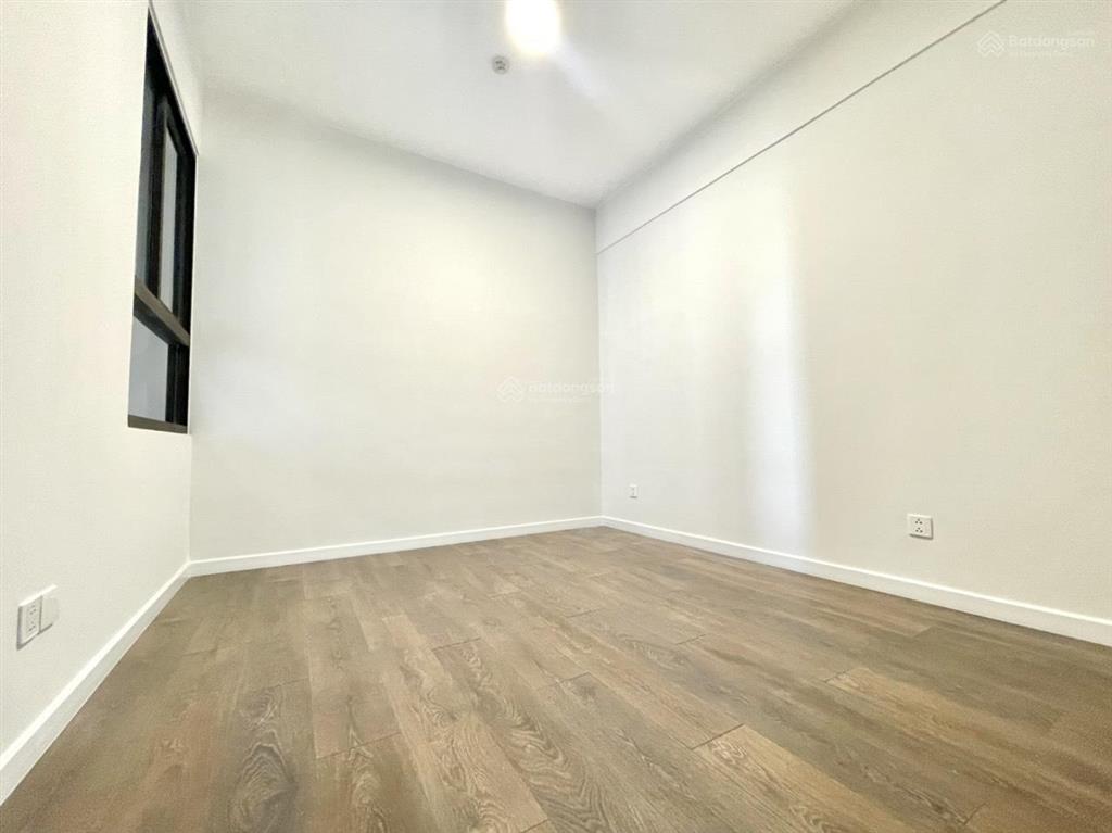 Giá bán gấp trong tuần, 2pn opal boulevard 79m2 chỉ 3.7 tỷ, đông bắc, có sổ, gọi bộ 0981 244 ***