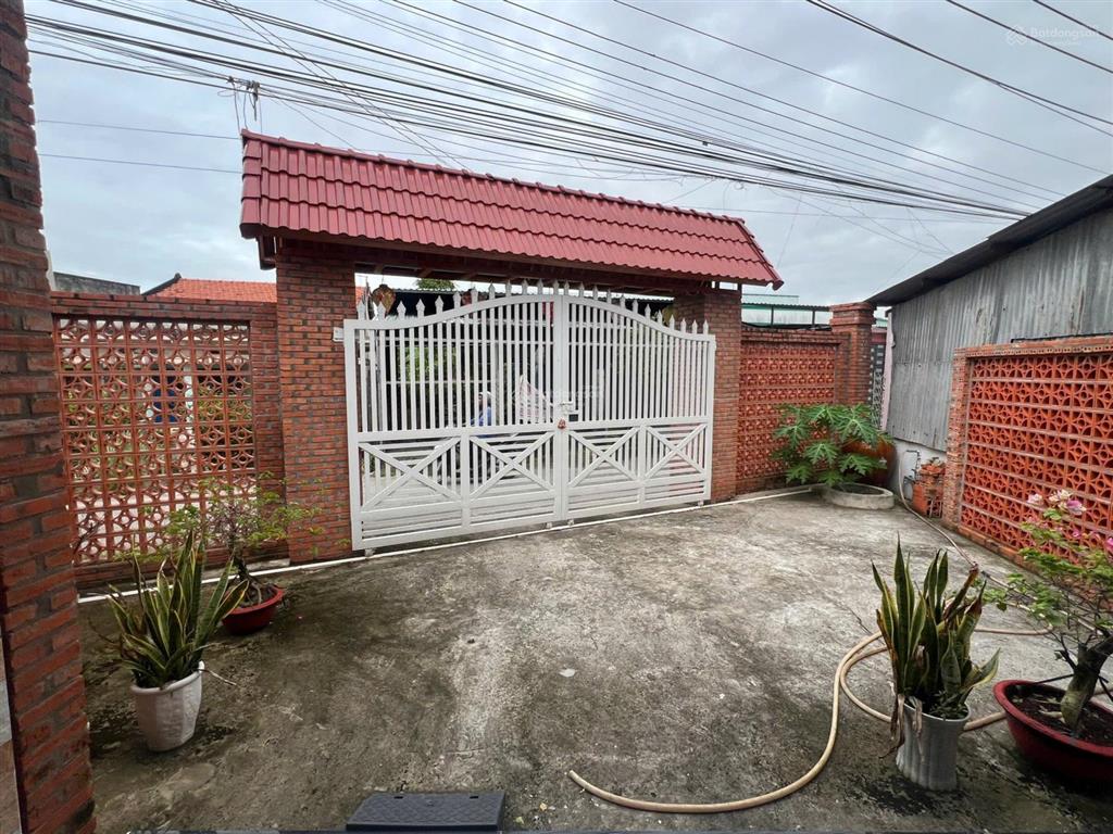 Bán nhà riêng tại 67/108đ, ấp 4, nhị thành, thủ thừa, 1,8 tỷ, 143.5m2 hot!