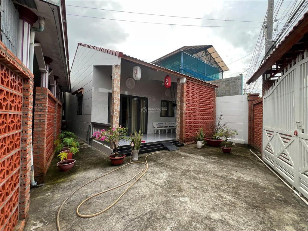 Bán nhà riêng tại 67/108đ, ấp 4, nhị thành, thủ thừa, 1,8 tỷ, 143.5m2 hot!