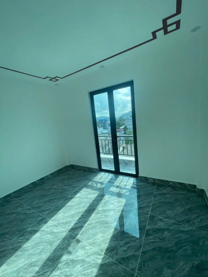 BÁN NHÀ 3 TẦNG XÂY ĐỘC LẬP, Khung cột  – LỆ TẢO, KIẾN AN