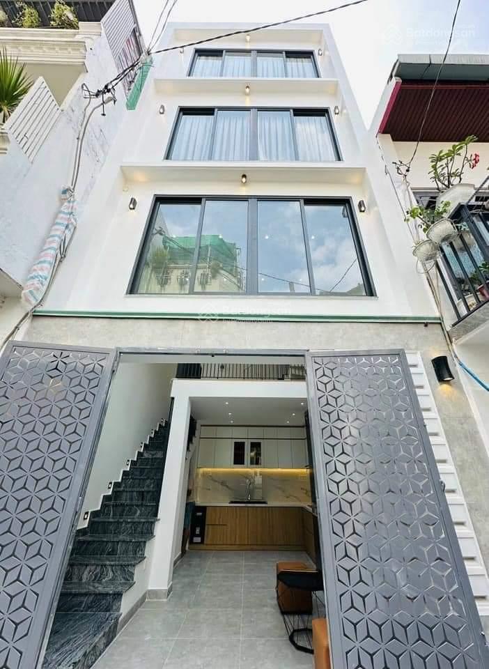 Bán ngay nhà võ văn hát, quận 9. giá 2,69 tỷ, diện tích 70m2, hẻm thông, xe oto ra vào thoải mái