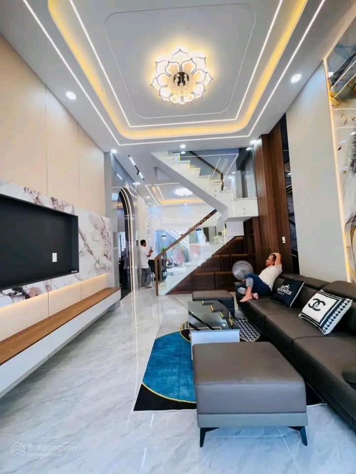 Chính chủ bán nhanh nhà lò lu, giá 4,15 tỷ, 58m2, hẻm xe hơi 6m rộng rãi, dân cư an ninh đông đúc