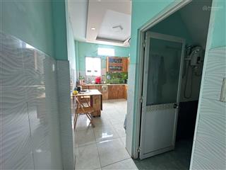 Kiếm vốn chơi wc, dt 38m2, 1t 1 lau, 2pn 2wc, shr