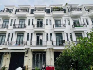 [ 3 tỷ 550 ] chủ chốt luôn nhà đang cho thuê 20tr/ tháng. đường vườn lài . đường 8m .  0903 632 ***