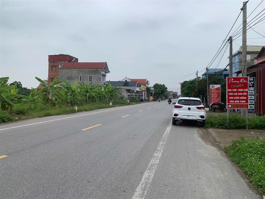 Bán gấp lô đất có sẵn cửa hàng trục chính kinh doanh đẹp