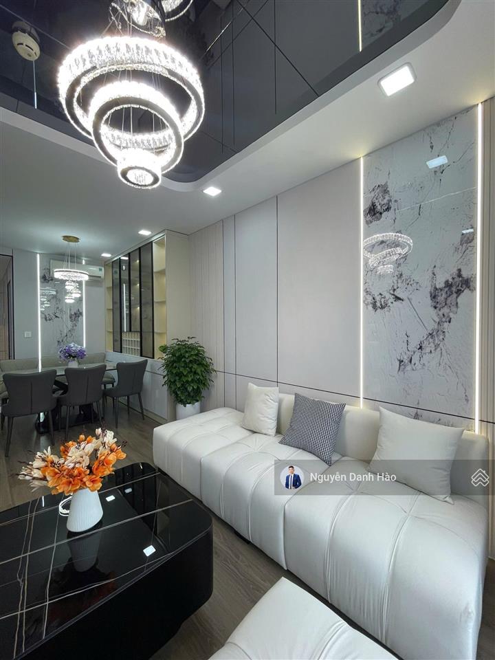 Chính chủ ! cần bán gấp căn giá rẻ nhất toà eco lake view 2pn 65m2 ~ 4.650 tỷ sổ đỏ sẵn