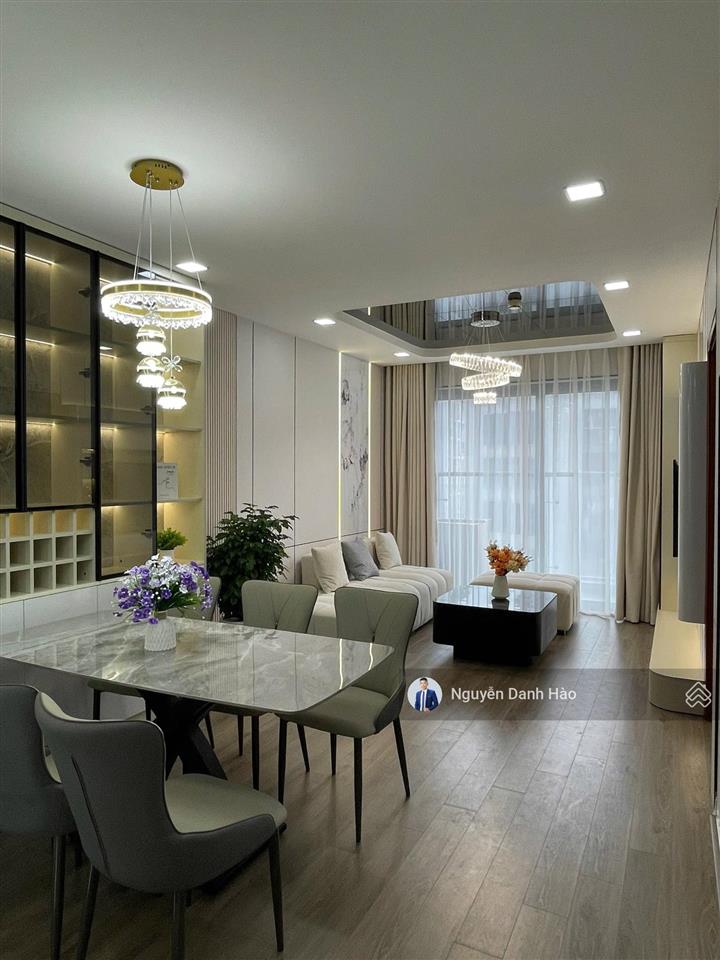 Chính chủ ! cần bán gấp căn giá rẻ nhất toà eco lake view 2pn 65m2 ~ 4.650 tỷ sổ đỏ sẵn