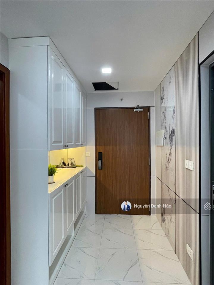 Chính chủ ! cần bán gấp căn giá rẻ nhất toà eco lake view 2pn 65m2 ~ 4.650 tỷ sổ đỏ sẵn