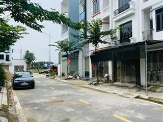 Đất tái định cư thôn nội đồng  mê linh  hà nội. 180m2 mặt tiền 11m. gần hud mê linh. giá chỉ 1x