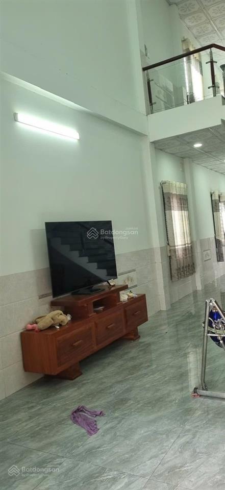 Bán nhà mặt phố 5,75 tỷ, 266m2 tại lô 2, lê minh xuân, bình chánh, hcm