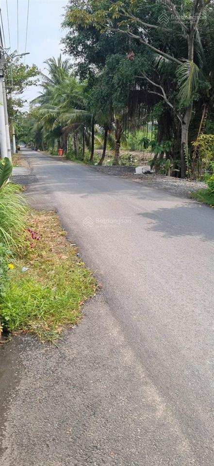 Bán nhà mặt phố 5,75 tỷ, 266m2 tại lô 2, lê minh xuân, bình chánh, hcm