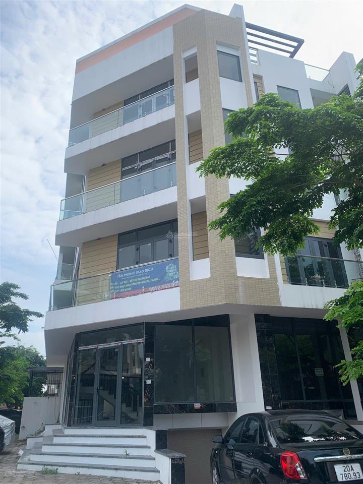 Gấp gấp chính chủ ngộp ngân hàng cần bán siêu phẩm thanh hà cienco 5  shophouse góc