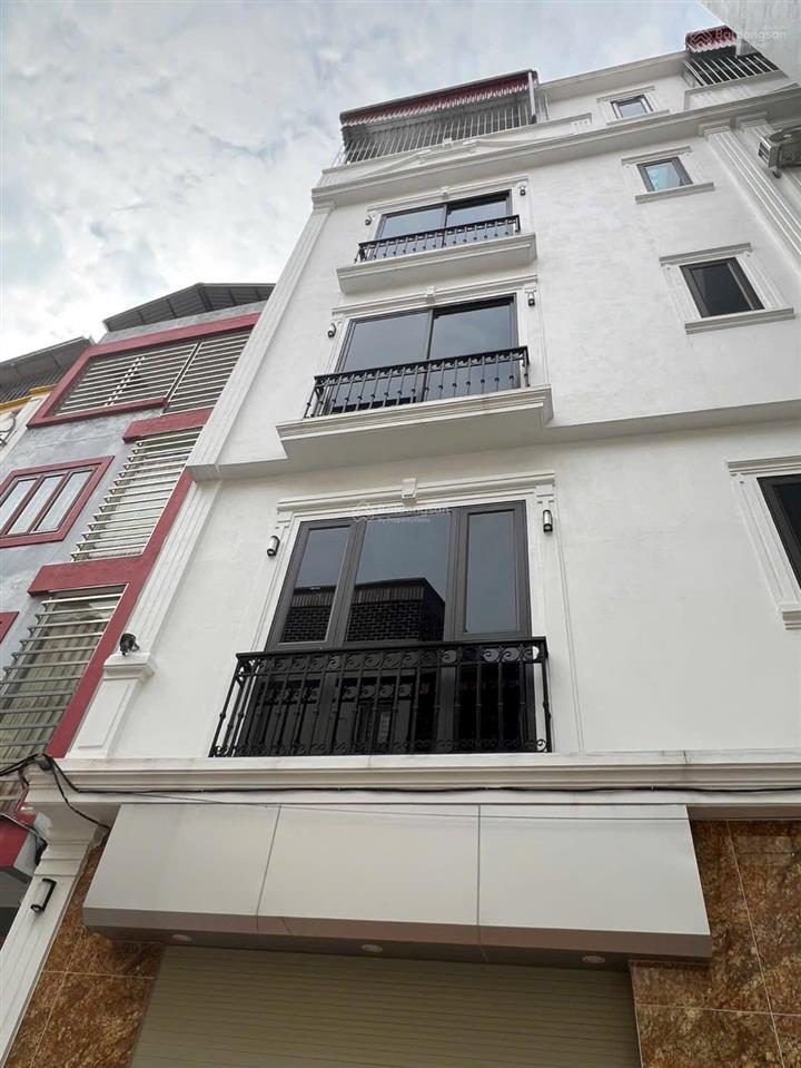 Ngộp bank, bán nhà lê trọng tấn hx park city 30/35m 5t thang máy, ô tô đỗ cổng. 8 tỷ