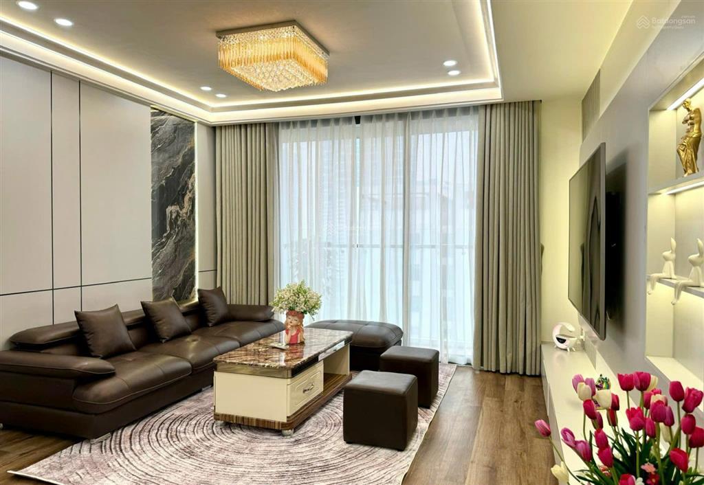 Chủ thiện chí bán căn 3n hoàng thành pearl  dt 110m2  full nội thất  hướng mát