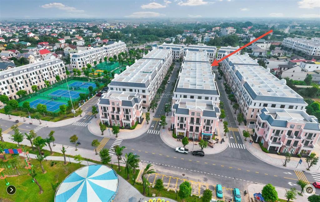 Do cần tiền trả gấp ngân hàng nên cần cắt lỗ căn xẻ khe 100m2 giá chỉ 4,4 tỷ. mạnh thành 0868 510 ***