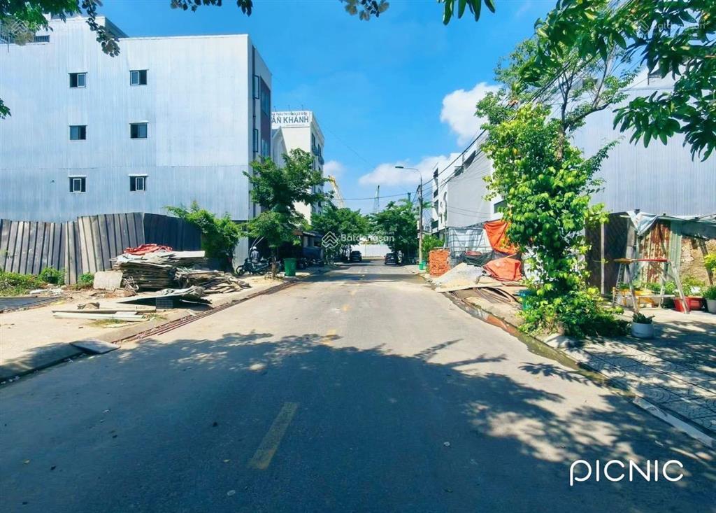 O94.8o1.3ooohạ giá bán lô lê ấm 100m2 giá 6,18 tỷ thương lượng