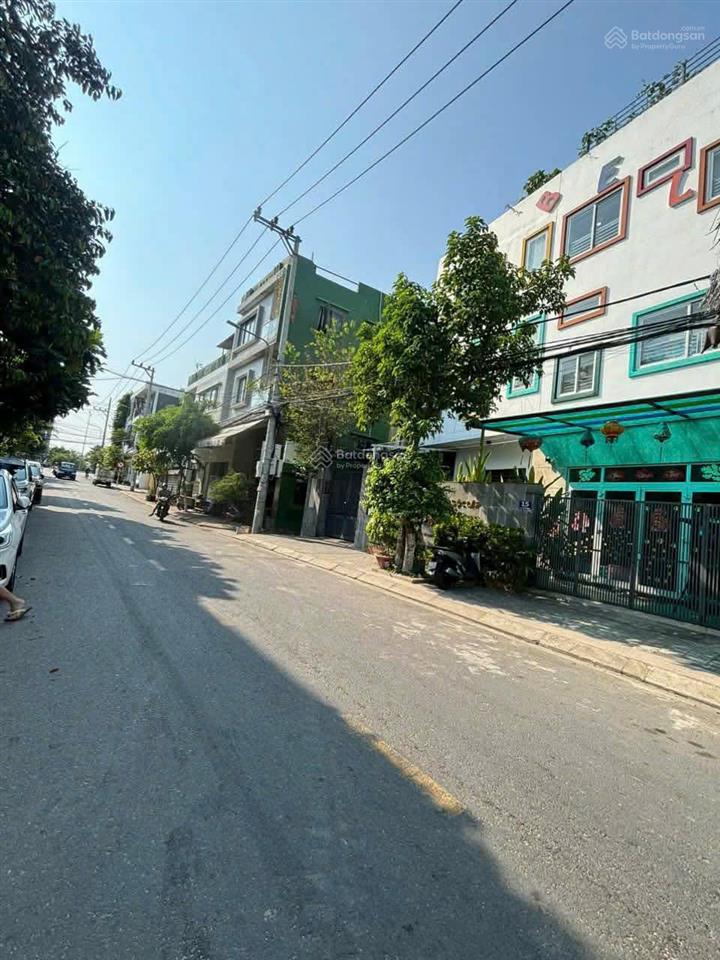 Bán nhà mặt phố tại đường 10m5 trương định, , cách biển 600m và chợ chỉ 300m. giá 11.5 tỷ
