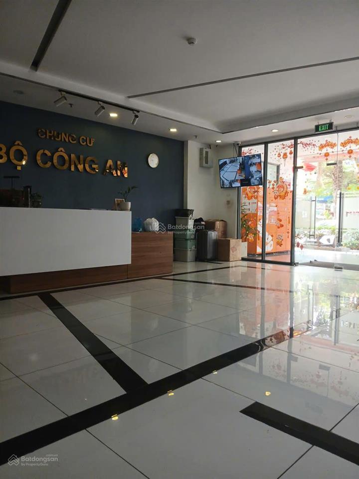 Bán căn hộ chung cư bộ công an, dt 69m2, 2pn, 2wc. sổ hồng. giá bán tốt 4.9 tỷ.