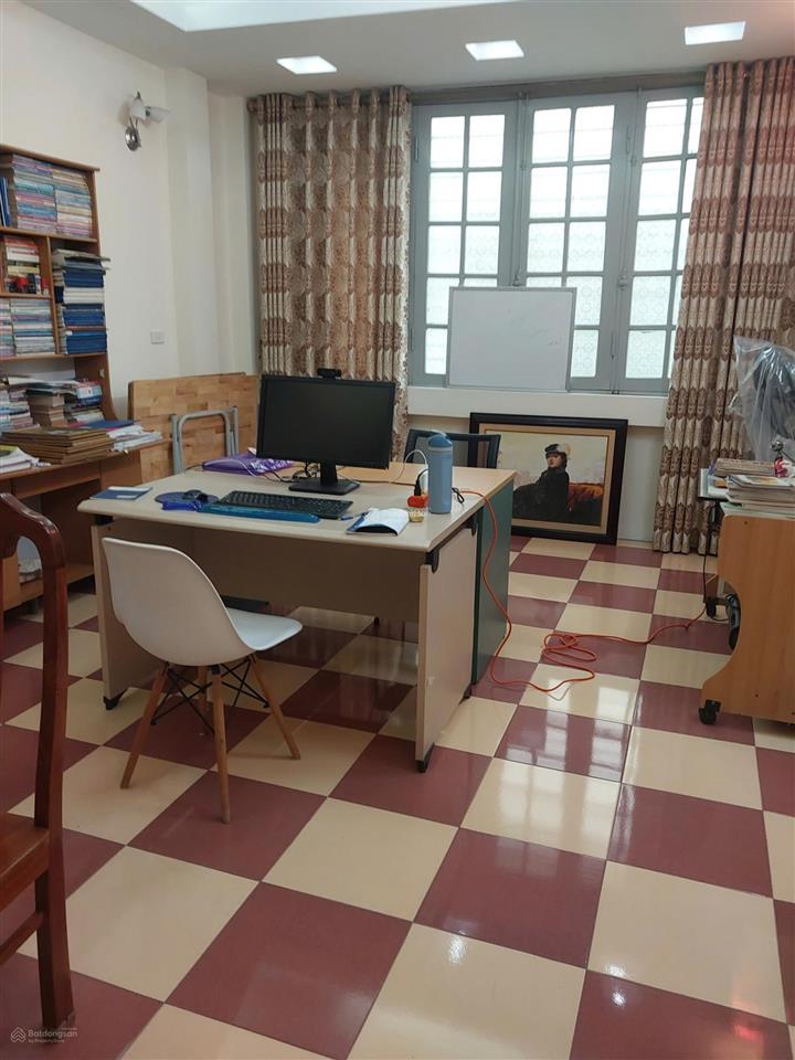 Cho thuê nhà ngõ 2 ô tô 191 minh khai 53m2 x 4 tầng, mt 4m, đầy đủ đồ chỉ việc xách quần áo đến ở