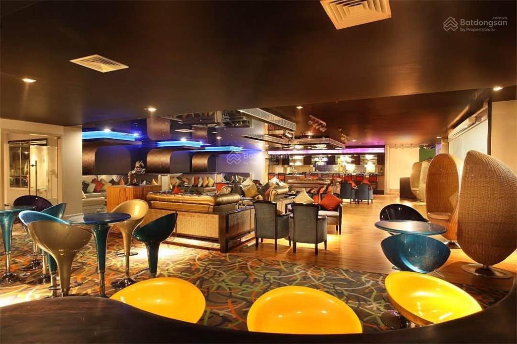 Cho thuê mp hàng bún  100m2 x 3 tầng  mt 10m  thông sàn  phù hợp cafe, nhà hàng