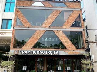 Cho thuê mp hàng bún  100m2 x 3 tầng  mt 10m  thông sàn  phù hợp cafe, nhà hàng