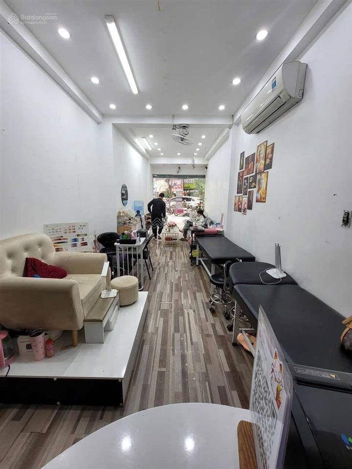 Mặt phố bạch mai  35m² x 5 tầng  thang máy  nhà mới đẹp  giá chỉ 25 triệu/tháng  gần ngã tư