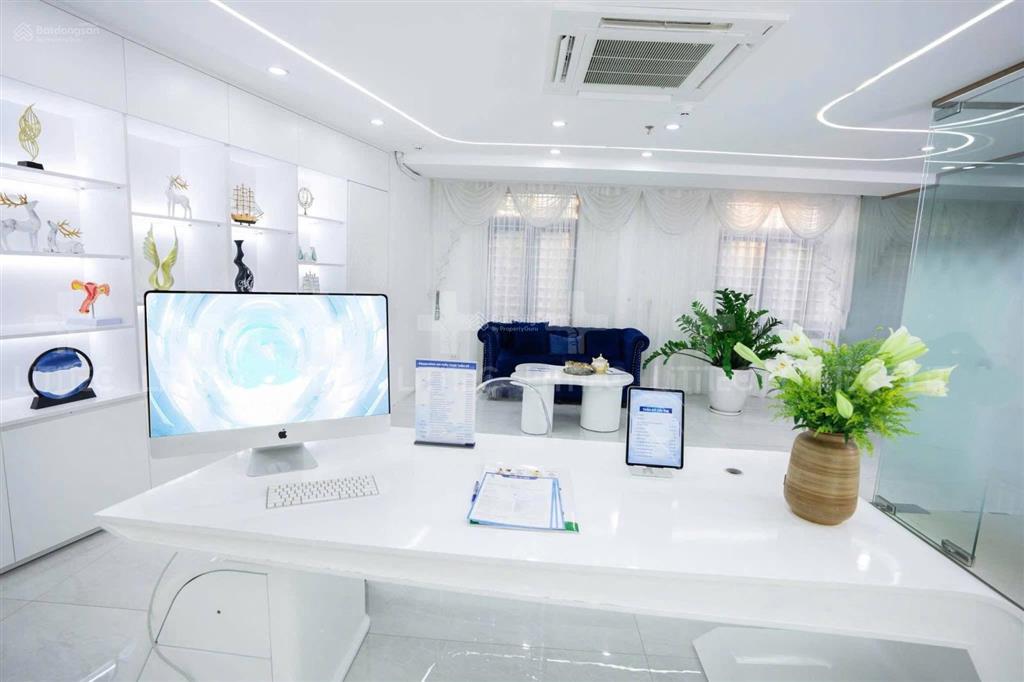 Nhà mới  thang máy  thông sàn  mặt phố minh khai  70m² x 5 tầng  mt 6,5m  55 triệu/tháng