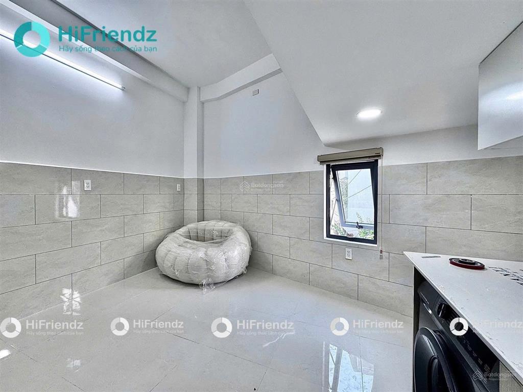 Quận 10 cho thuê duplex full nội thất, gác cao, cửa sổ thoáng