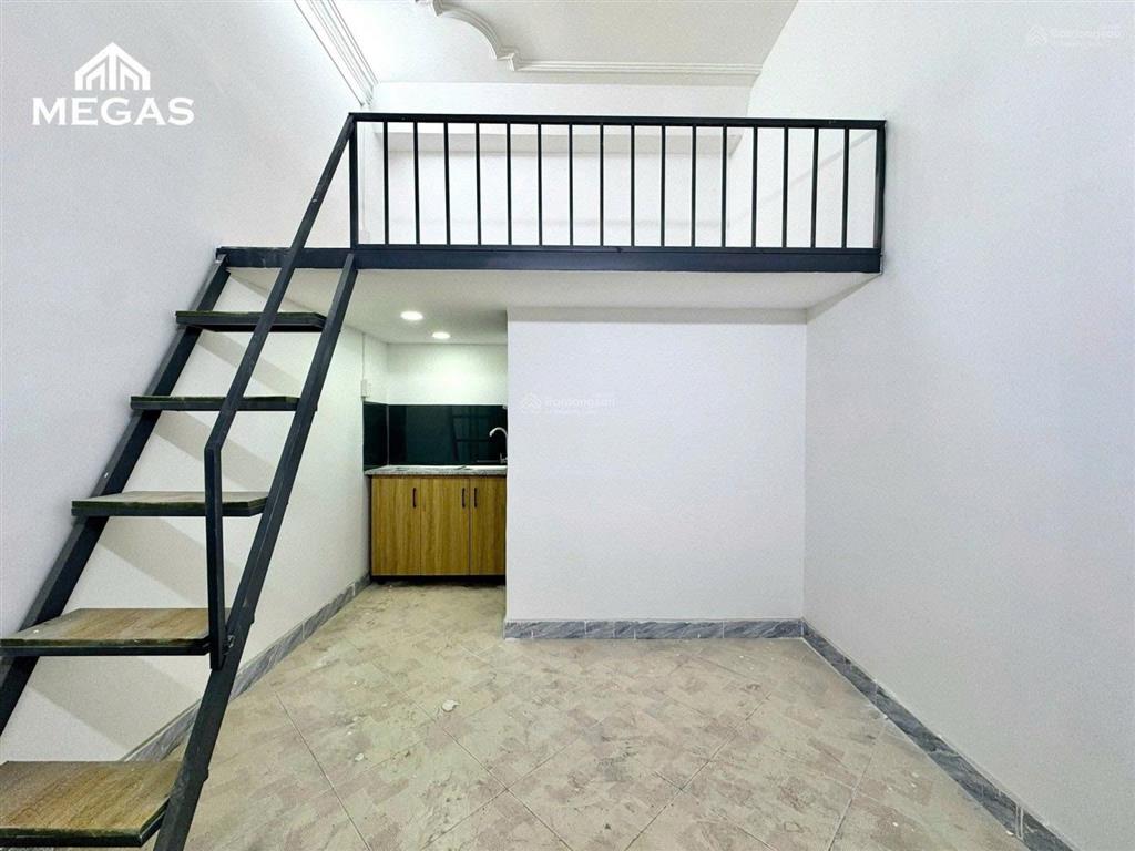 Phòng quận 5 gác cao full nội thất mới 100% trần cao ấn tượng, ở cực thoáng chốt nhanh