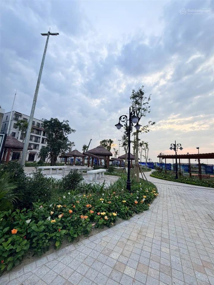 Cho thuê nhà liền kề vinhome cổ loa, phân khu ánh dương (65m2)