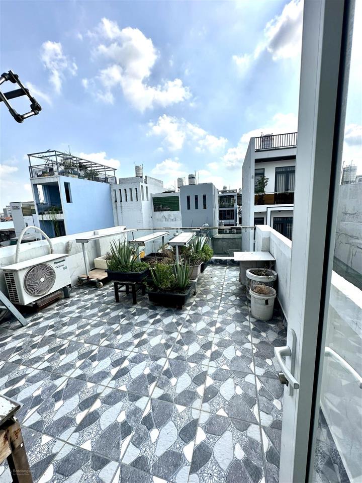 4x11m, bán nhà chính chủ 4 tầng, hxh, 439/ nguyễn văn khối, p8 gò vấp, 6 tỷ hơn (thông quang trung)