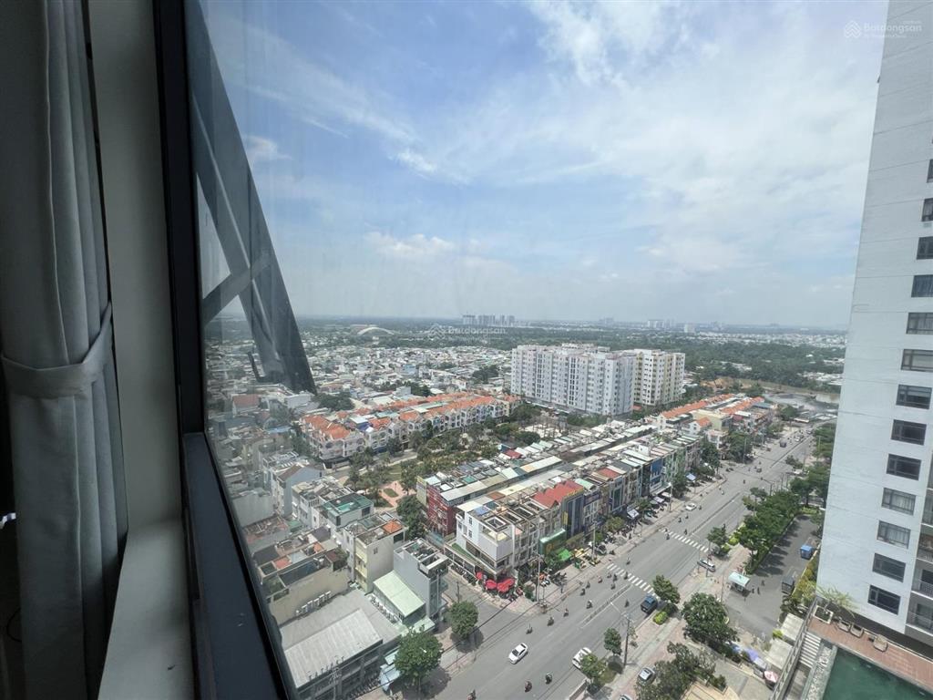 Cần bán căn hộ officetel central premium