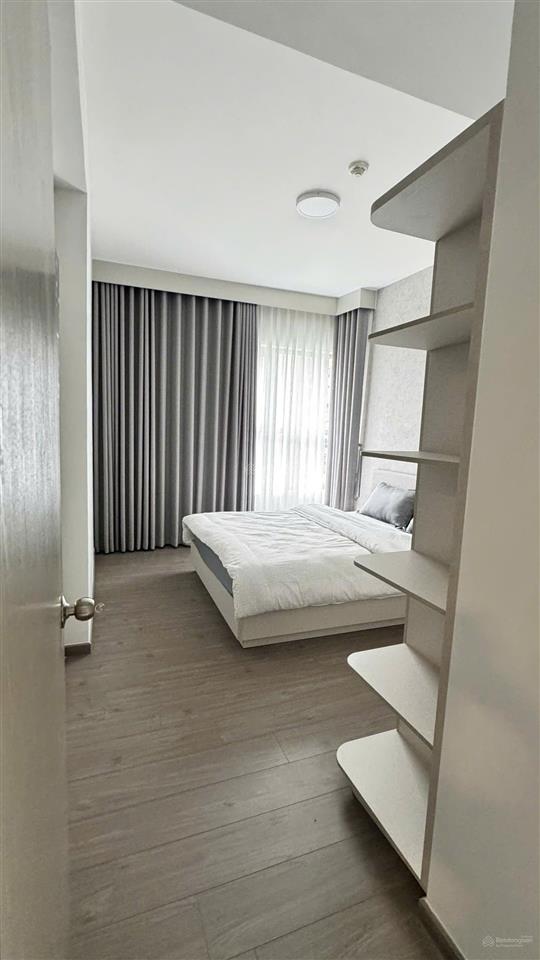 Bán 113m²  3pn, 2wc  full nội thất  view hồ  sổ hồng riêng  giá 4ty850
