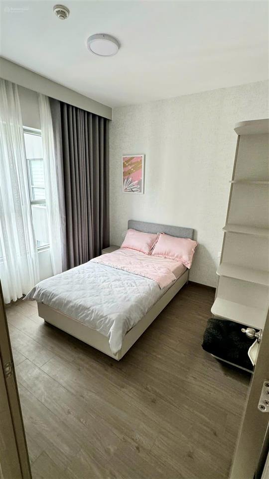Bán 113m²  3pn, 2wc  full nội thất  view hồ  sổ hồng riêng  giá 4ty850