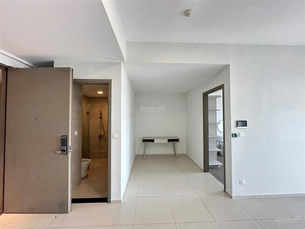 Bán chung cư westgate 69m² (2pn, 2wc) có ban công, có sổ hồng riêng, chỉ 3ty2