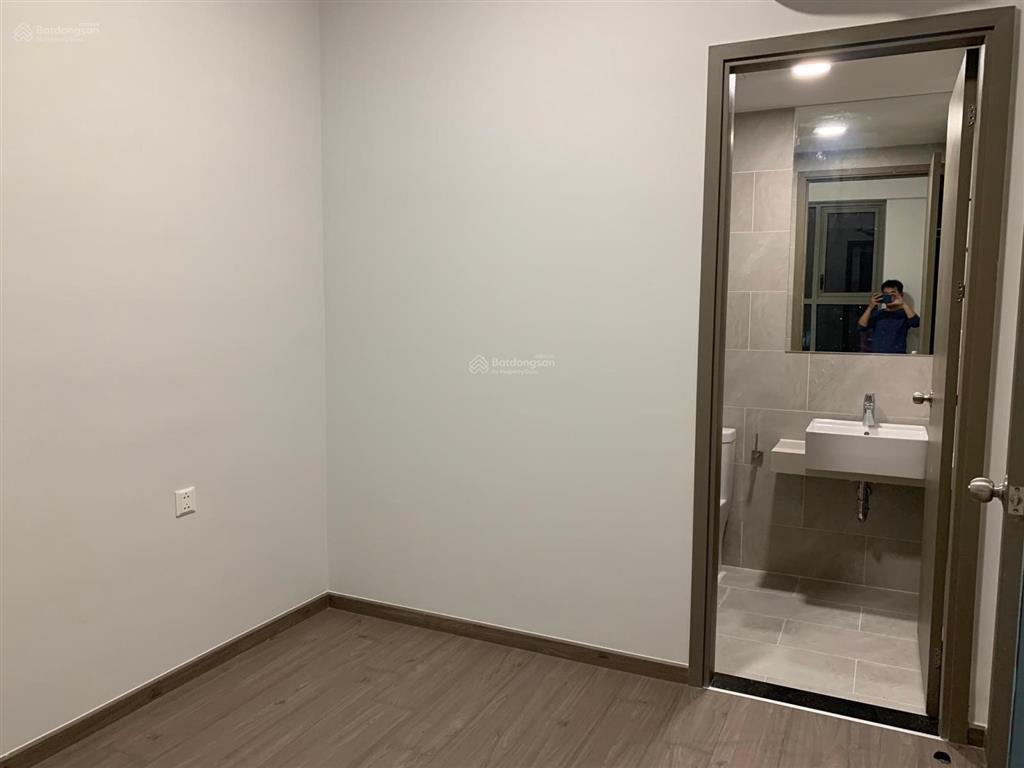 Westgate, 2pn, sẵn máy lạnh, ở ngay, chỉ 7tr 0938 817 ***