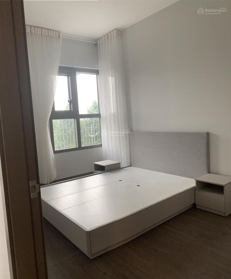 Cho thuê westgate 69m2 (2pn, 2wc) có ban công, gường tủ giá 8tr