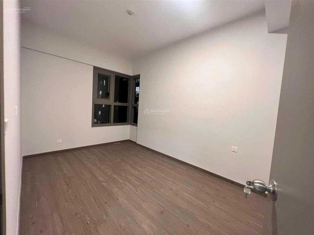 Bán gấp, 69m2 (2pn+, 2wc) có ban công chỉ 3 tỷ, chung cư westgate an gia