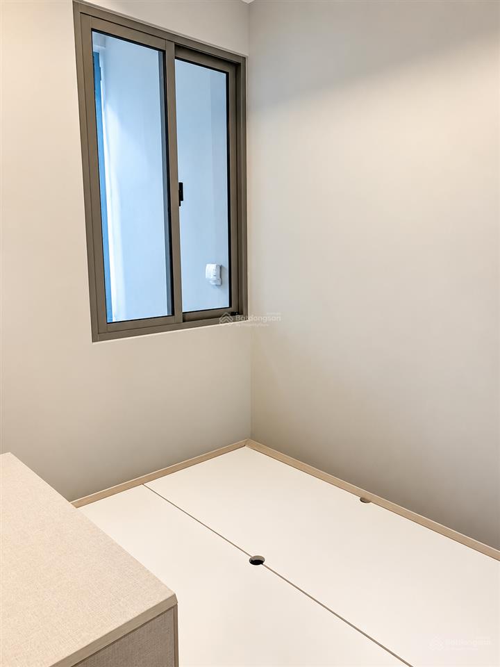 Bán 59m2, 2pn, giá 2ty5, có sổ, sẵn gường, tủ ở chung cư west gate an gia
