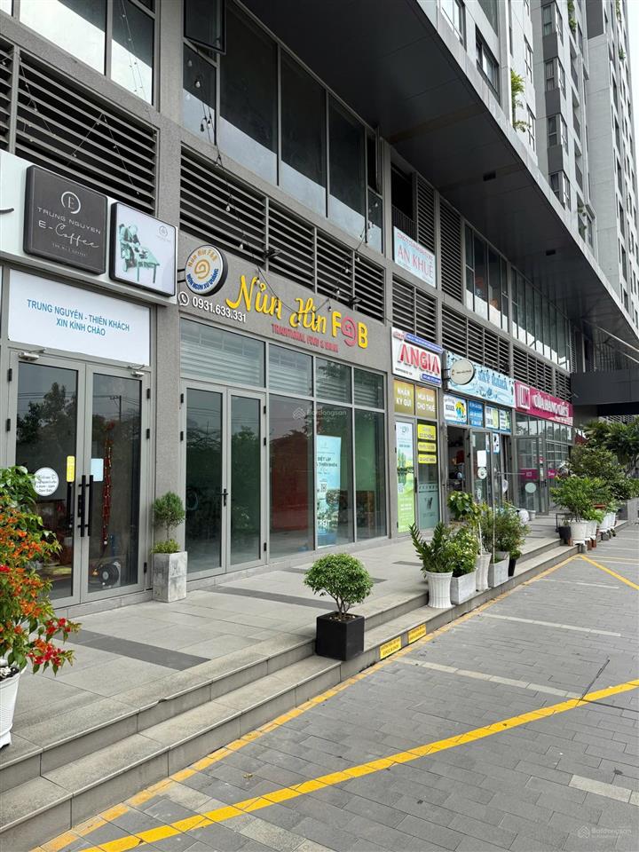 Bán shophouse westgate 115m2 (1 trệt, 1 lầu), đã hoàn thiện cơ bản, sổ hồng riêng, chỉ 10 tỷ